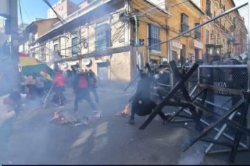 Al menos 12 personas fueron aprehendidas tras enfrentamientos en La Paz