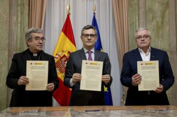 Gobierno de España pacta con la Iglesia Católica para indemnizar víctimas de abuso