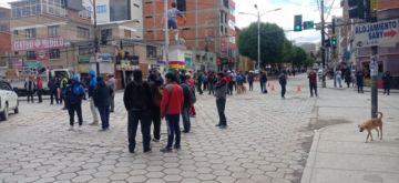 Choferes en Potosí inician jornada de protesta ante promulgación de nuevas tarifas