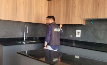 Fiscalía allana departamento del hijo del Luis Arce por caso de enriquecimiento ilícito