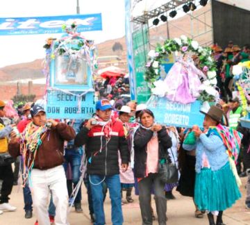 Alistan la Bajada del Tata Q'aqcha que abre el carnaval en Bolivia