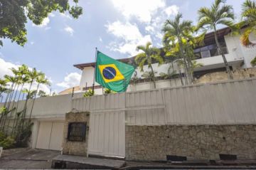 Brasil abandonará la custodia de la Embajada argentina en Venezuela, según fuentes oficiales