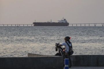Venezuela anuncia el retorno a sus aguas de un buque petrolero en una operación conjunta con EE.UU.