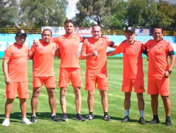 Eguez gestiona jugar un par de amistosos la siguiente semana
