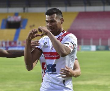 Álvarez, goleador de la Copa, fue convocado