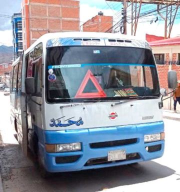 Alcaldesa suma demandas por no cumplir la ley del pasaje de micros