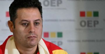 Edmand Lara denuncia retraso en el pago de su salario y apunta a posible represalia política