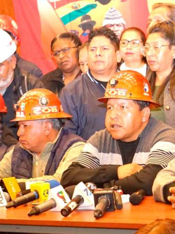 Gobierno demora nuevo decreto; la COB se declara en emergencia