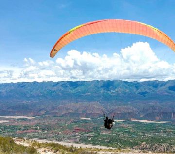 Invitan a cruzar el cielo de Toro Toro