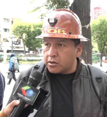Gobierno reduce a 32 artículos el 5503 para contentar a la COB