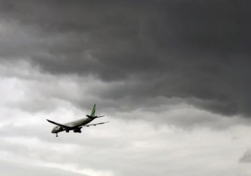 Recomiendan a las aerolíneas europeas evitar el espacio aéreo de Irán por la tensión en la región