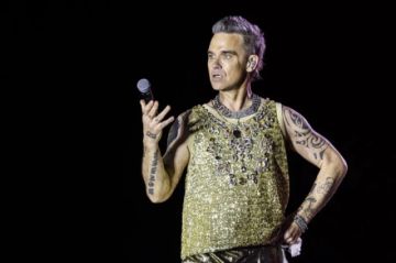 Robbie Williams lanza por sorpresa su nuevo álbum titulado ‘Britpop’
