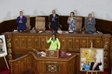 Delcy Rodríguez acusa a EE.UU. de cercar las posibilidades de Venezuela de vender su petróleo