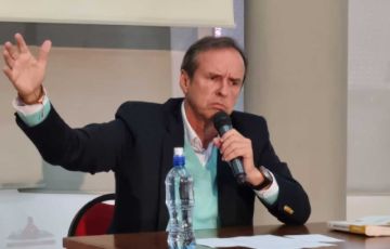 Jorge Tuto Quiroga cuestiona al Gobierno por no aprehender a Morales