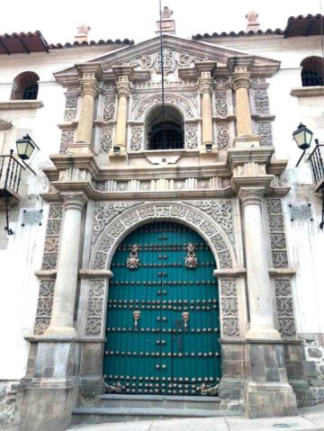 Casa Nacional  de Moneda luce portón restaurado 