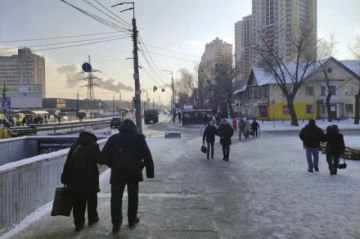 Rusia vuelve a dejar a una parte de Kiev sin luz, agua y calefacción a 13 grados bajo cero
