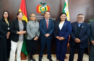 Fiscalía en Bolivia y  EEUU combinan esfuerzos para combatir al narcotráfico