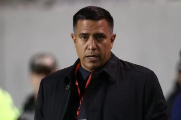 Ex DT de la verde, César Farías asume como técnico del Barcelona
