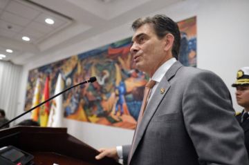 Deniegan acción popular contra el Decreto 5515 que permite a Paz gobernar a distancia