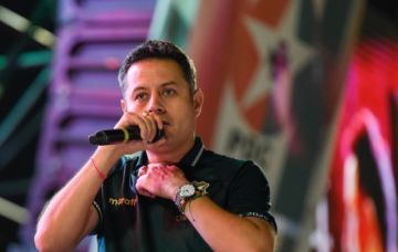 Diputada desafía a Lara a formalizar denuncias: “Está acostumbrado a mellar la dignidad”