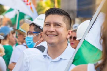 Juan Carlos Medrano anuncia otro amparo constitucional en contra del TSE