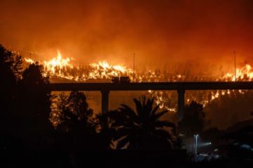 Boric decreta dos días de duelo por los 21 muertos en incendios de Chile