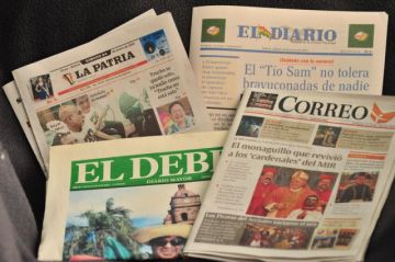 Los periodiquitos que sobrevivieron a 20 años de asfixia irrumpen en la Alasita