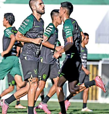 La FIFA borra las tarjetas amarillas