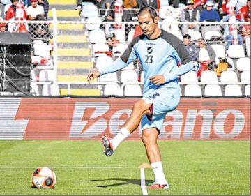 Bolívar y Cienciano igualan en el amistoso de Cuzco