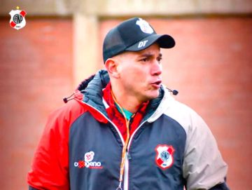 Eguez aprovecha los días para consolidar el sistema de juego