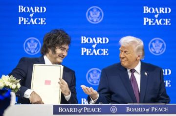 Javier Milei defiende la junta de paz creada por Donald Trump