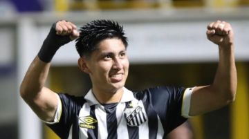Prensa brasileña se rinde ante Miguelito