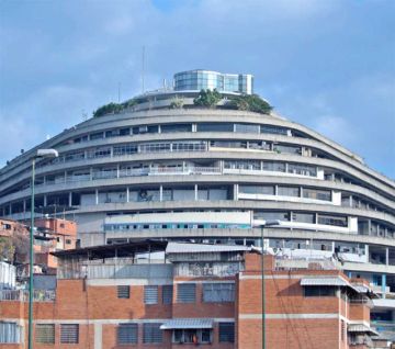 EE.UU. reabre misión diplomática en Caracas