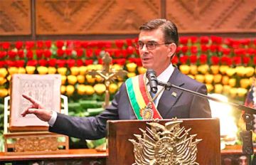 Analistas advierten falencias en la gestión de Rodrigo Paz