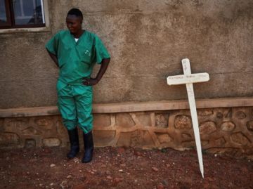 Ascienden a más de 400 los muertos por el deslizamiento de tierra en una mina en RD Congo