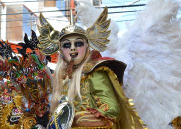 Revelan que para acceder a palcos del Carnaval de Oruro periodistas deben hacer un pago diferenciado   