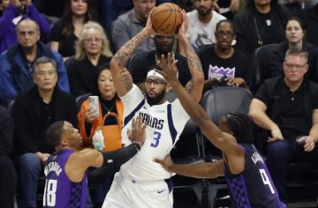 Los Dallas Mavericks traspasan a Anthony Davis a los Washington Wizards