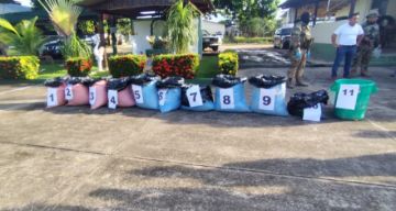 Hallan drogas y armas en un laboratorio en Villa Tunari