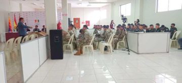 Capacitan a militares y policías para elecciones subnacionales