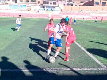 Universitario y Rosario Central esperan conocer la fecha para jugar el ascenso indirecto