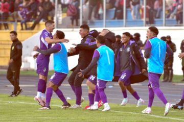 El festejo de los jugadores de Real tras el tanto convertido.