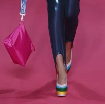 La moda se estrecha: el retorno del fuseau, el pantalón estrecho con estribo