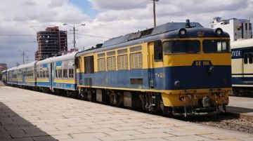 Anuncian ruta del “Tren Carnavalero” para conectar La Paz con Oruro