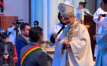 Obispo de Oruro tras intentar unir a Paz y Lara: “No salieron juntos y esto me puso triste”