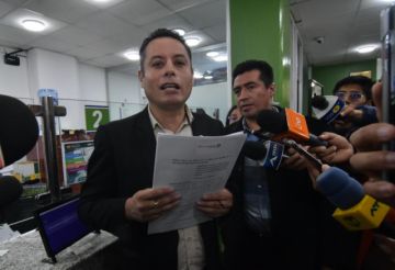 Lara pide aprehender al presidente de YPFB por presunto sobreprecio en compra de crudo