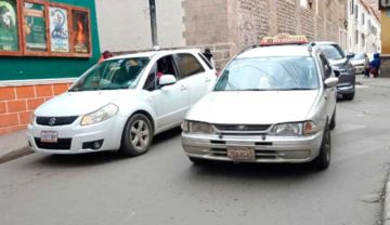 Piden frenar el avasallamiento de los taxis del interior del país