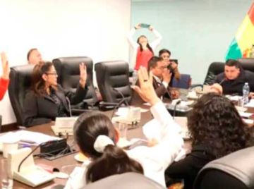 Restituyen el crédito fiscal  por compra de combustible