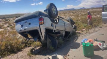Madre muere y su hijo queda herido tras fatal vuelco rumbo a Uyuni