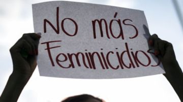 Hallan muerta a una mujer en la carretera, su pareja pretendió simular accidente