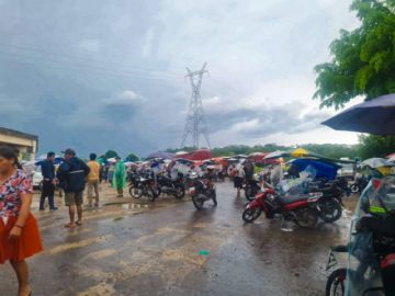Transportistas del Trópico bloquean la ruta nueva Cochabamba - Santa Cruz